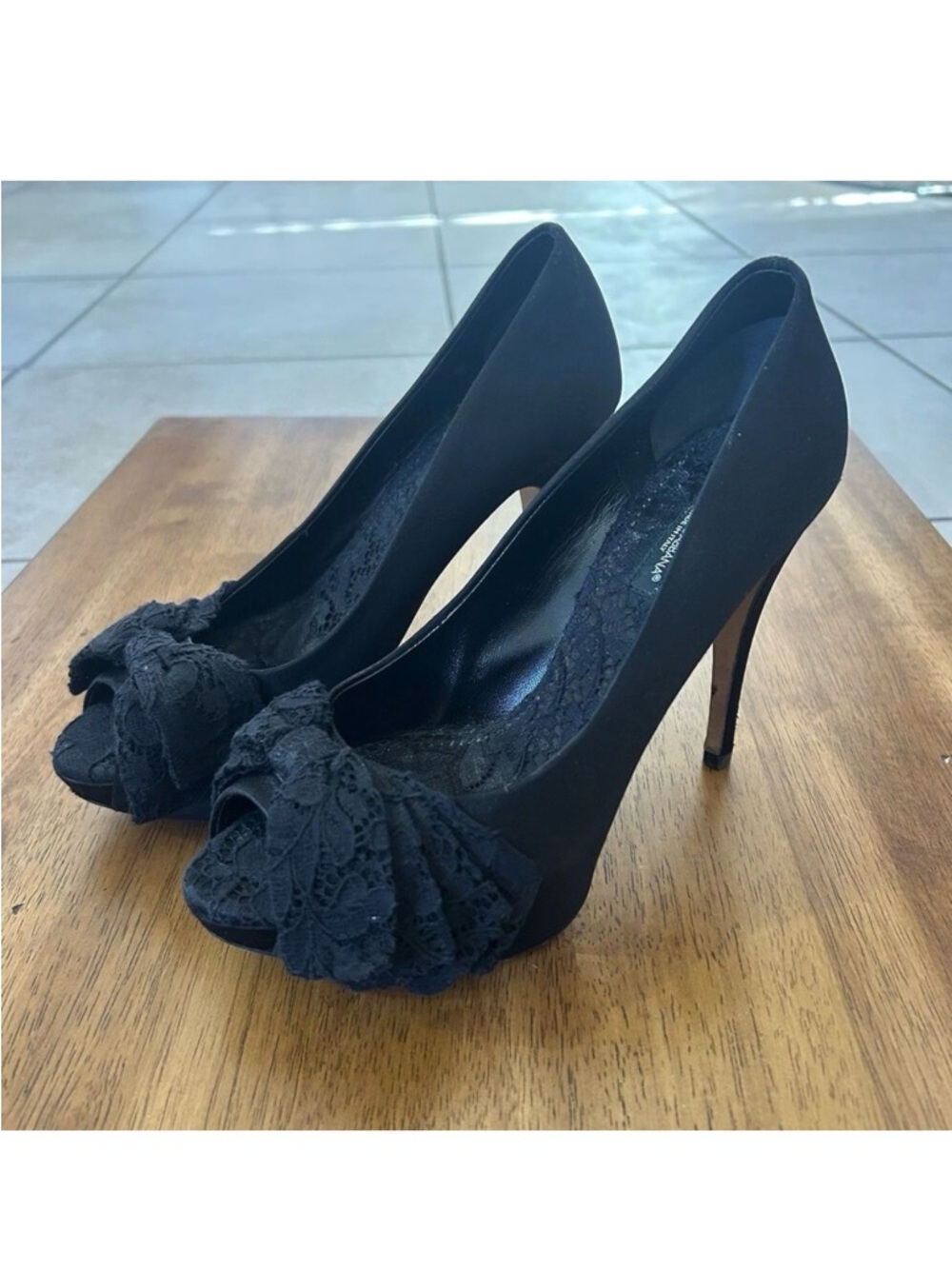 Dolce & Gabbana Heels Black Satin Lace Size 36.5 EU / 6-6.5 US Peep Toe Glam